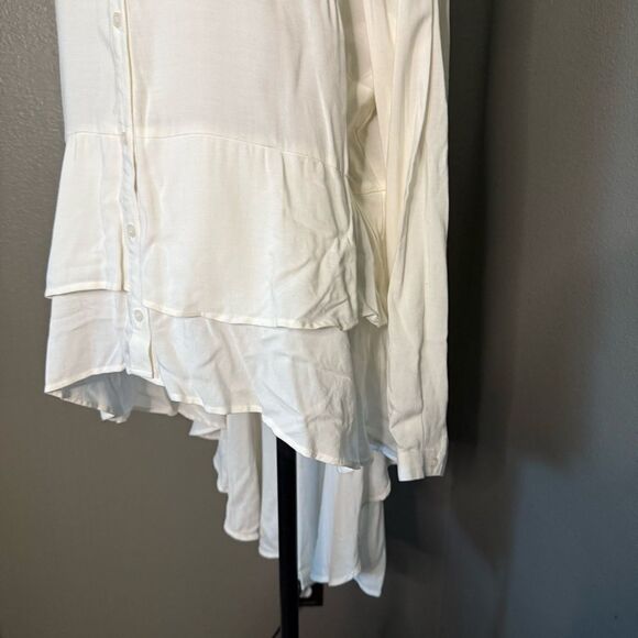 Wrangler Cream Ruffle Button-Up Shirt - Picture 3 of 8